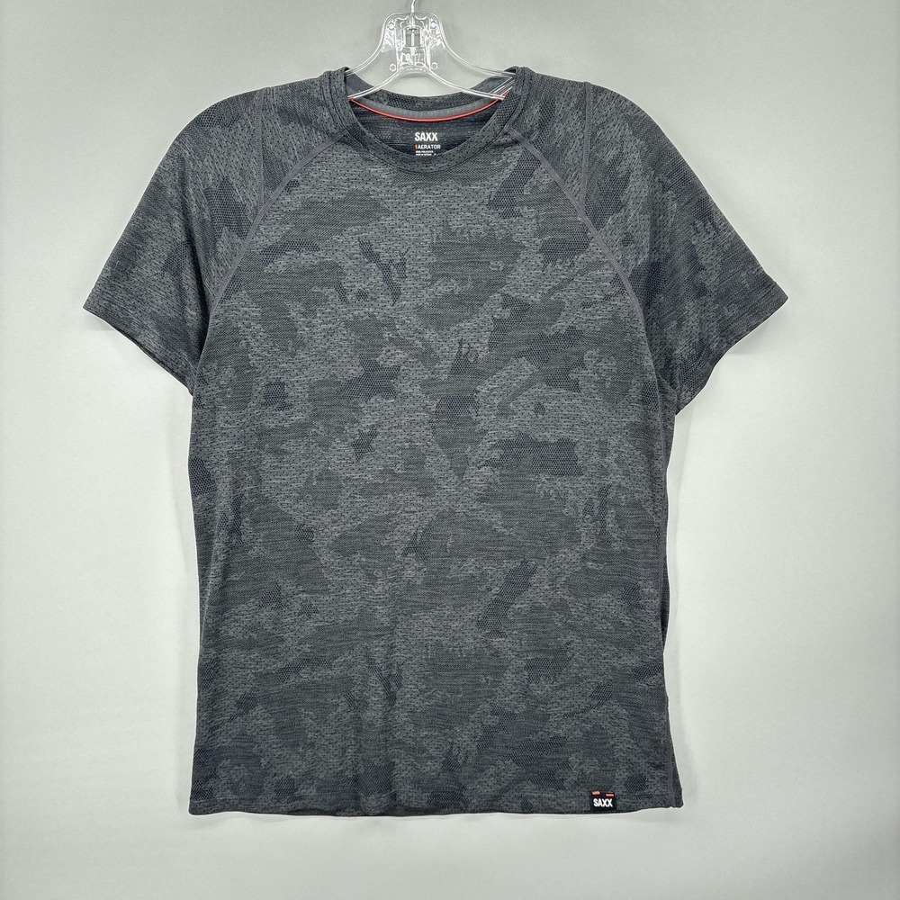 SAXX Aerator Shirt Mens Large Gray Camo Mesh Short Sleeve Running Training Gym
